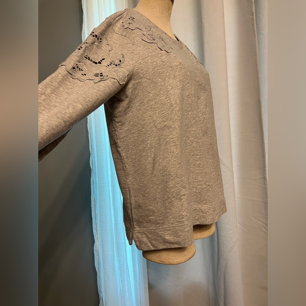 Dalia Top Women’s Girls Gray Long Sleeve Knit Shirt Sweater Pullover Lace Sze L